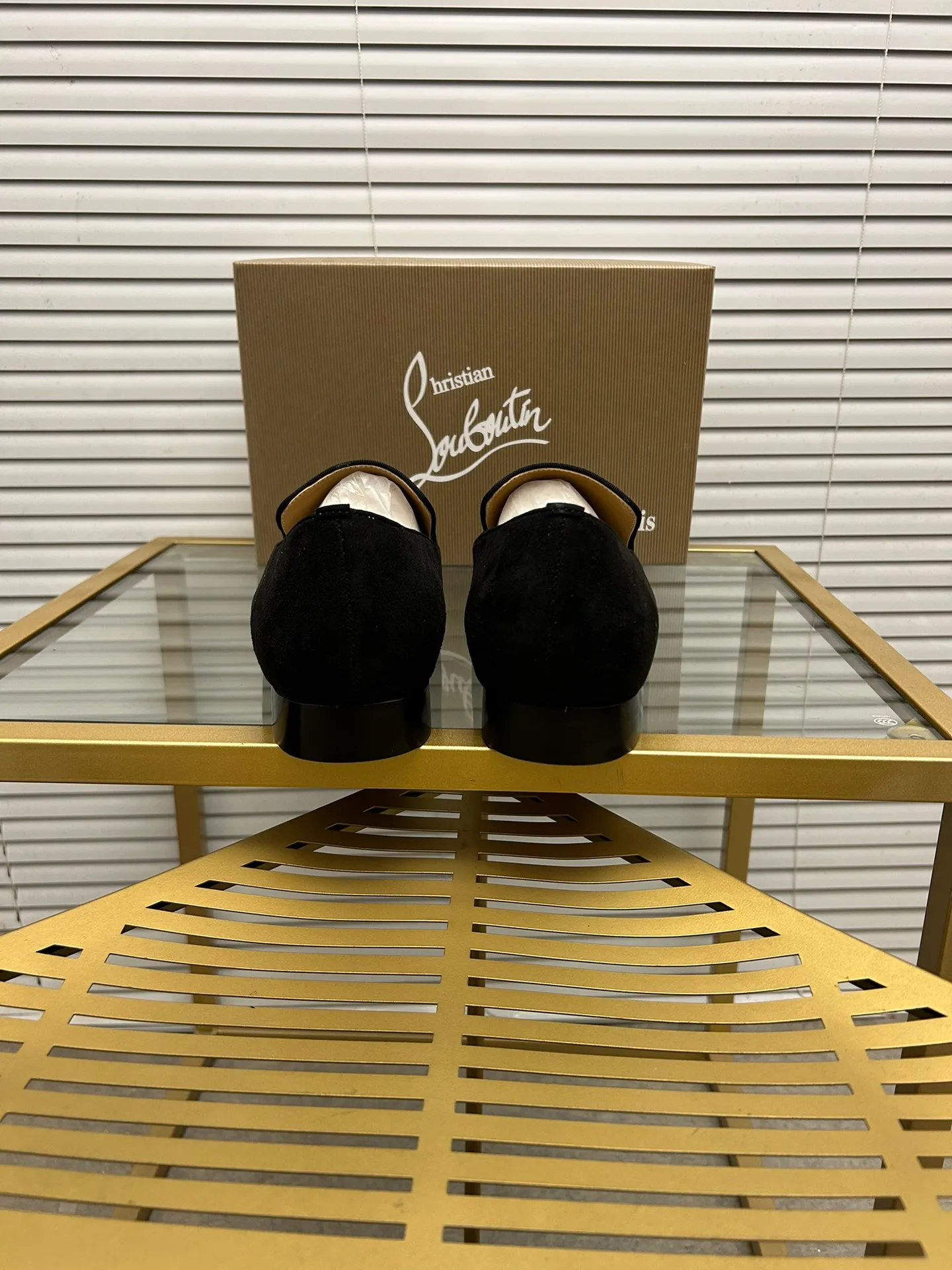 (Customized model) Ex-factory price is 520. christian louboutin (CL red sole shoes) counter series, casual sneakers for couples 📢 📢 📢 Exclusive hot style release 🎈🎈💪 Movable latex feet 👻 Finished outsole line [Proud] 😝Female 35-40# Male 38#-46, global supply😝 [Top version]: Original imported genuine leather upper, top original leather lining, original molded TPU outsole, original 1:1 detail processing, original shoe last,